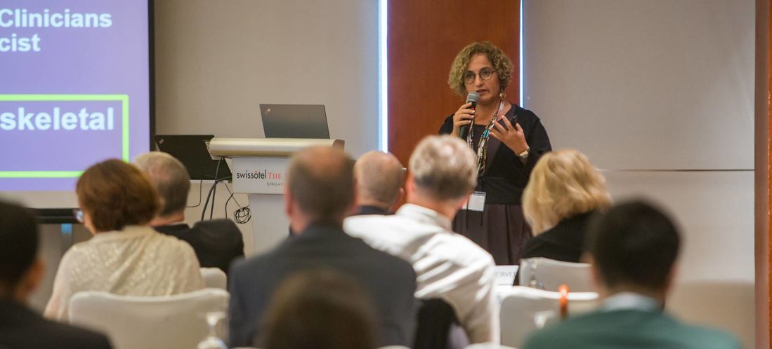 Professor Hala Zreiqat presented the keynote address at the "Evonik meets Science 2019" forum.